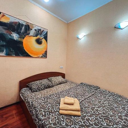 Apartment Near Metro Station Darnitsa Kiev Exterior foto